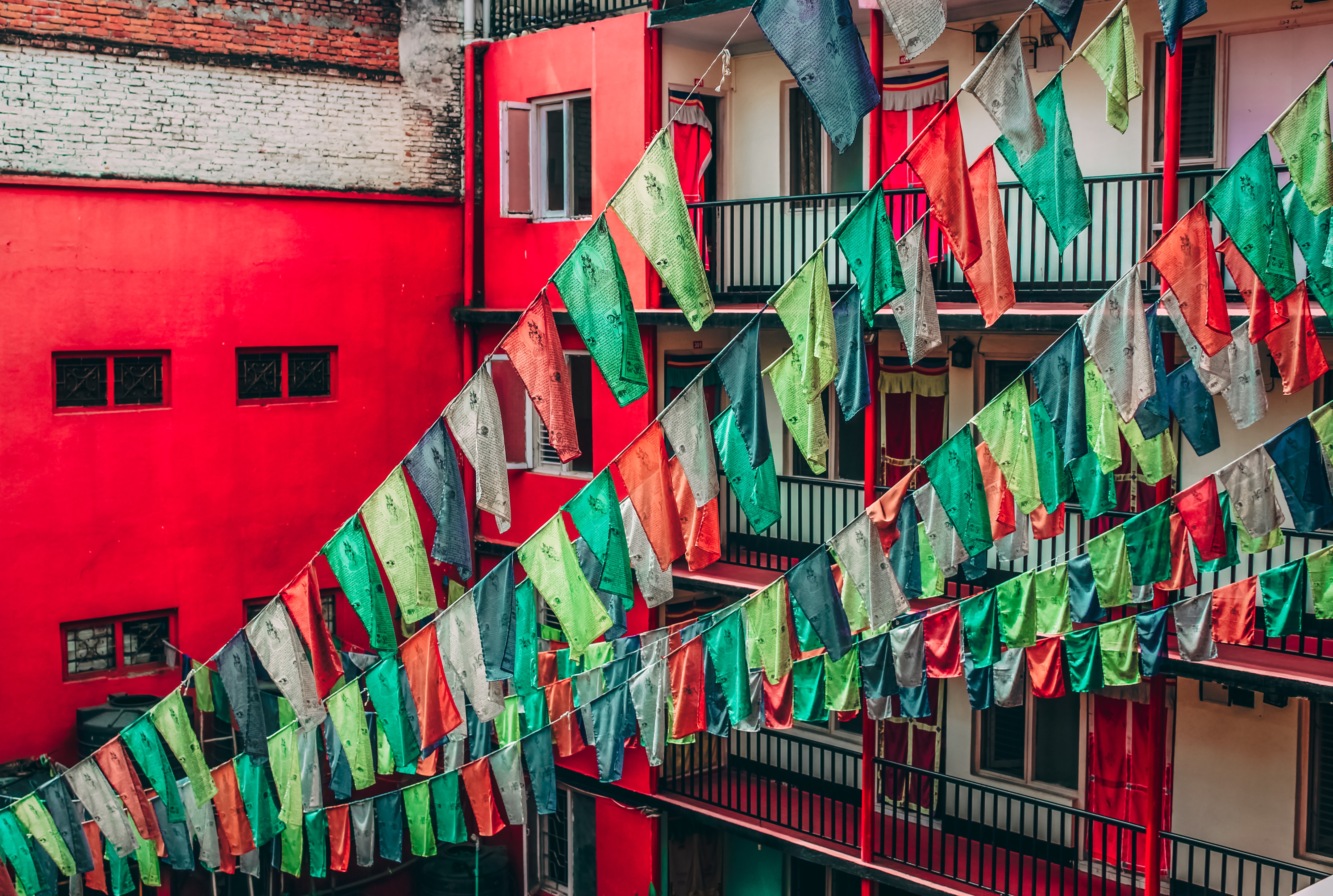 Buddhistische Gebetsfahnen in Nepal